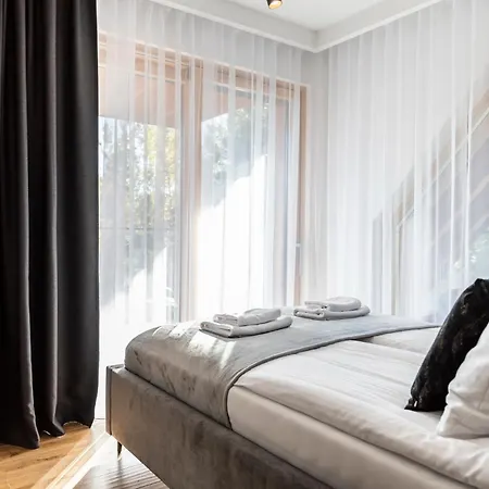 Apartament Bujas - *